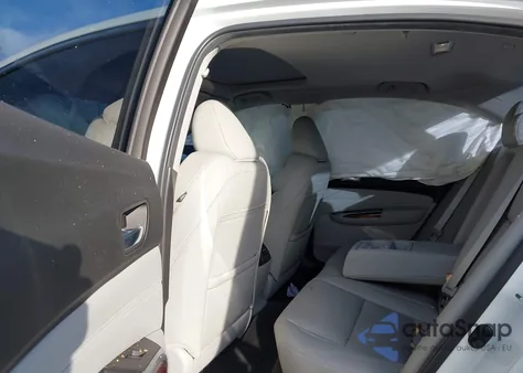 2015 Acura Tlx из США, поврежденный, VIN 19UUB1F3XFA028542